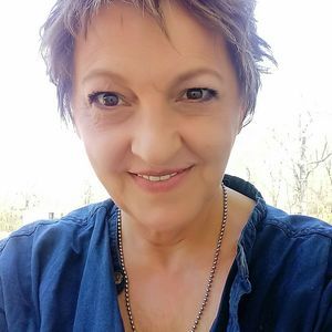 Meet your Posher, Beverly